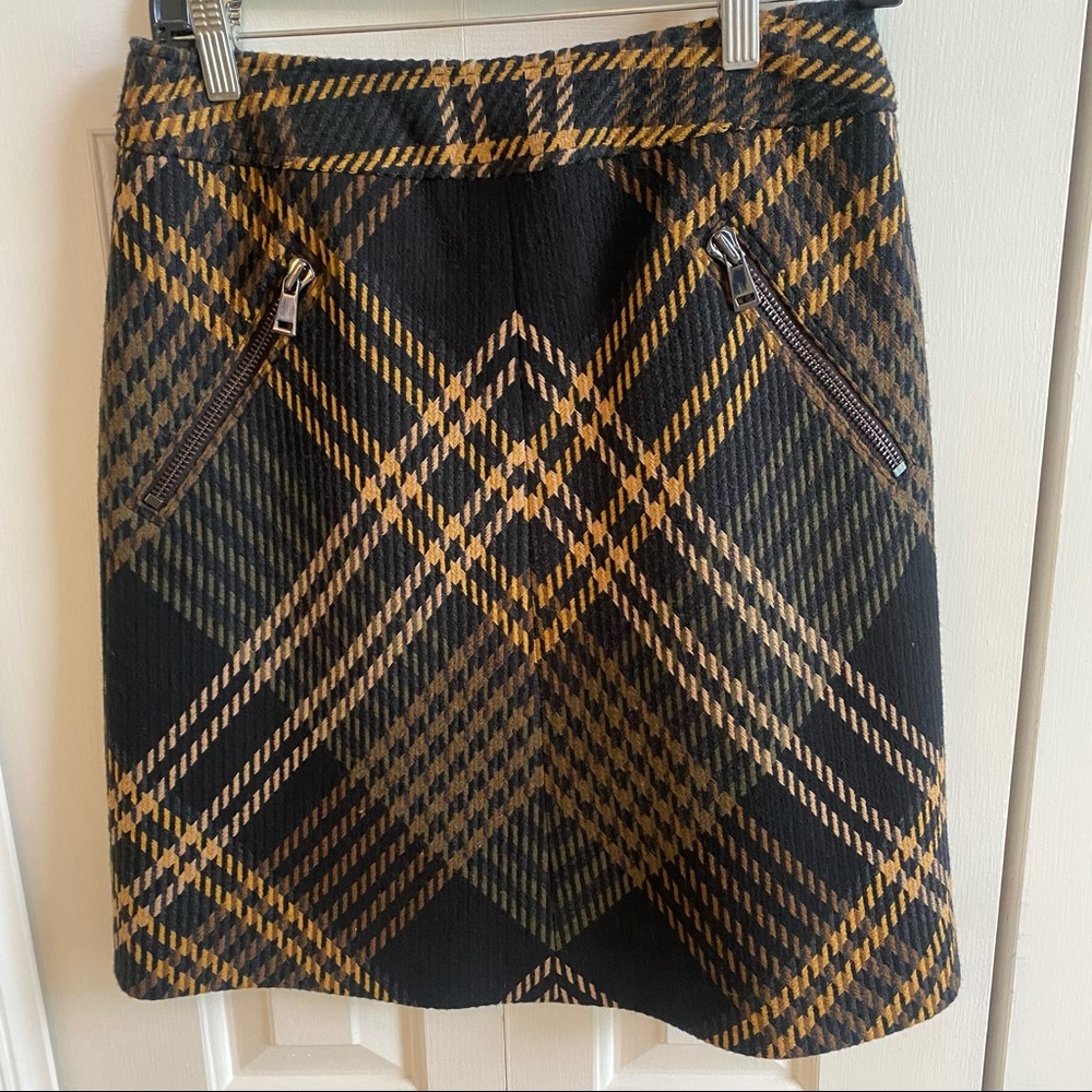 Etcetera Black and Tan argyle wool skirt sz 2 with zipper detail